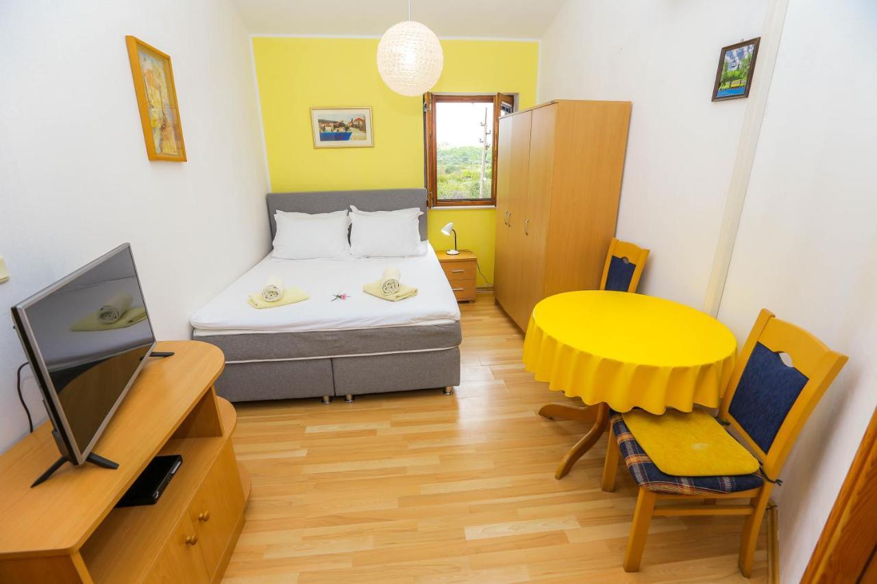 Apartments Maslina Božava Exterior foto